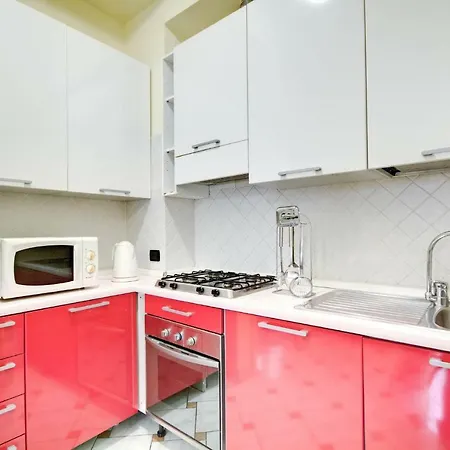 Azalea/ Colosseo 35 Euro For P Apartment